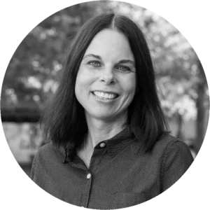 Sara Aurora, Operations Specialist
